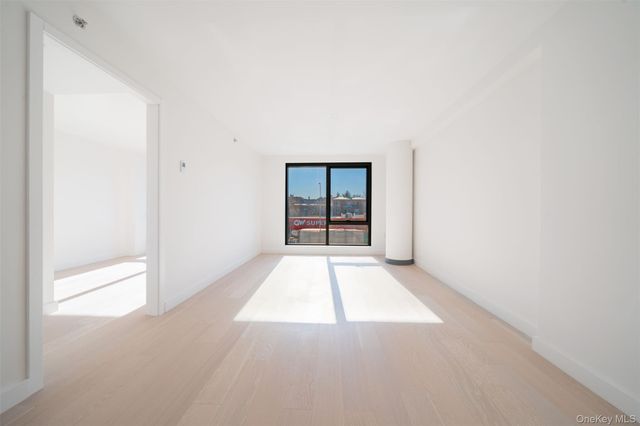 144-49 Northern Blvd 213, Flushing, NY 11354