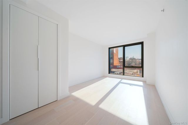 144-49 Northern Blvd 213, Flushing, NY 11354