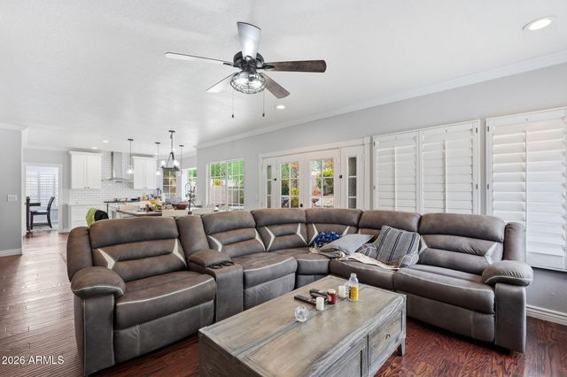 1842 E WINDMERE Drive, Phoenix, AZ 85048