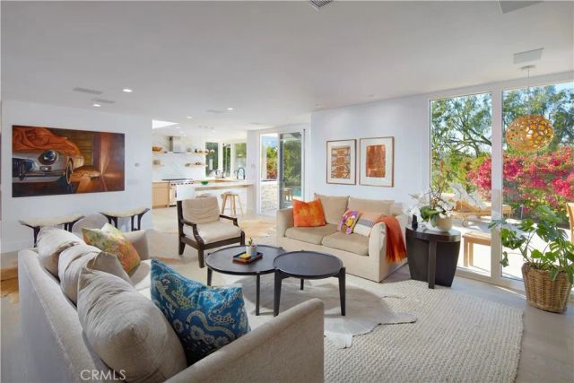 22 Cherry Hills Lane, Newport Beach, CA 92660