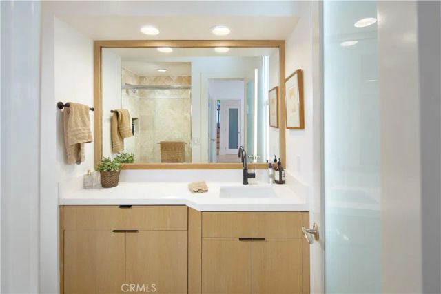 22 Cherry Hills Lane, Newport Beach, CA 92660