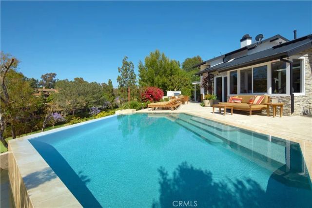 22 Cherry Hills Lane, Newport Beach, CA 92660
