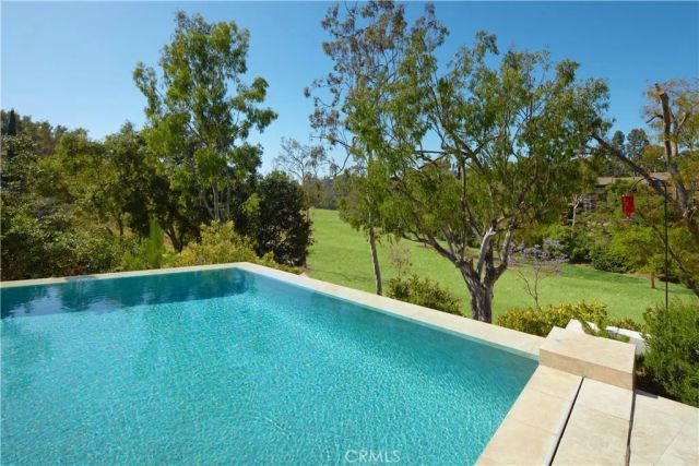 22 Cherry Hills Lane, Newport Beach, CA 92660