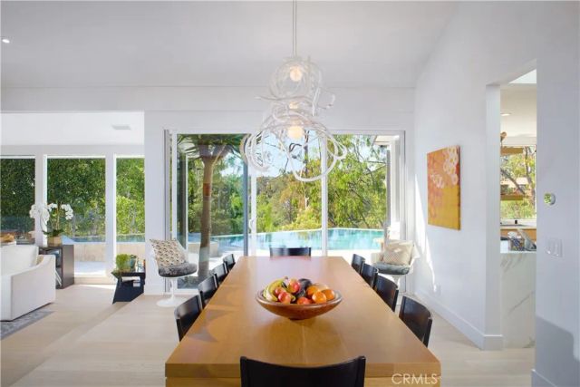 22 Cherry Hills Lane, Newport Beach, CA 92660