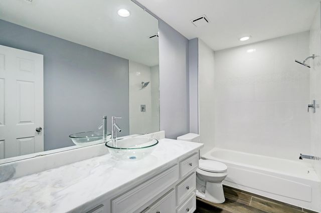 7403 Manor Bridge Court, Houston, TX 77095