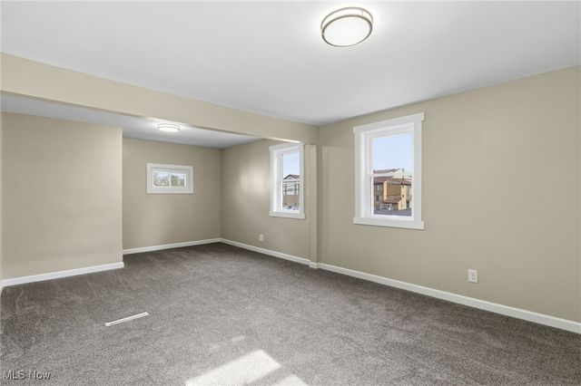 536 Yale Avenue, Barberton, OH 44203