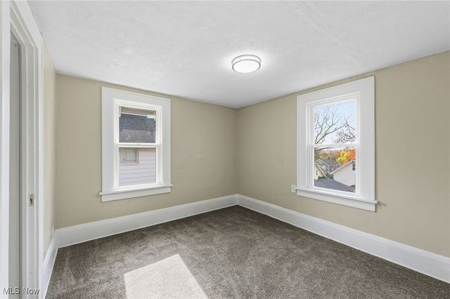 536 Yale Avenue, Barberton, OH 44203