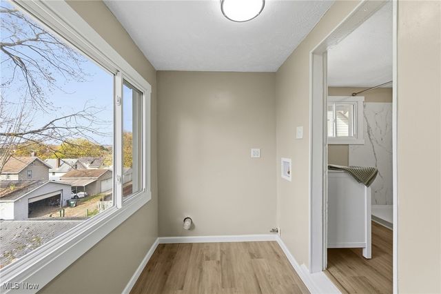 536 Yale Avenue, Barberton, OH 44203