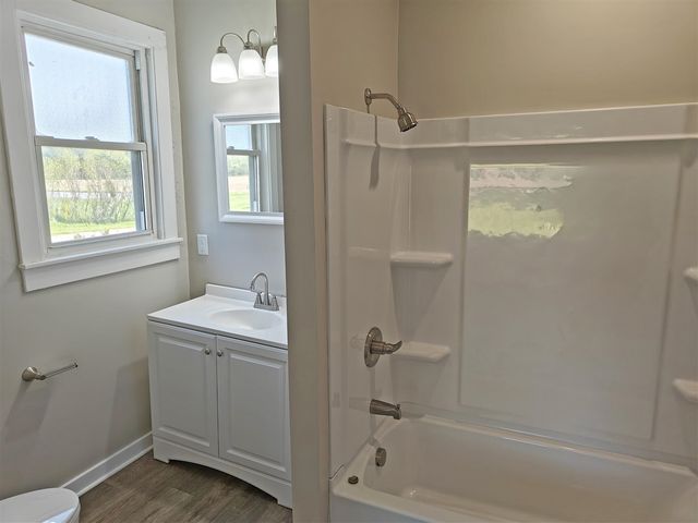 31532 M 62, Dowagiac, MI 49047