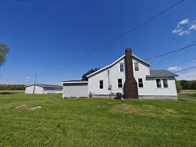 31532 M 62, Dowagiac, MI 49047