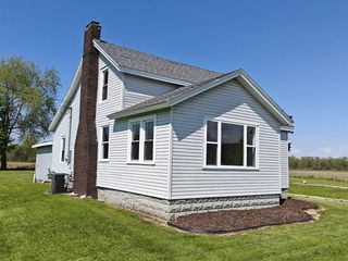 31532 M 62, Dowagiac, MI 49047