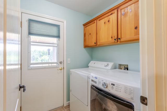 155 Eagle Creek Court, Atascadero, CA 93422