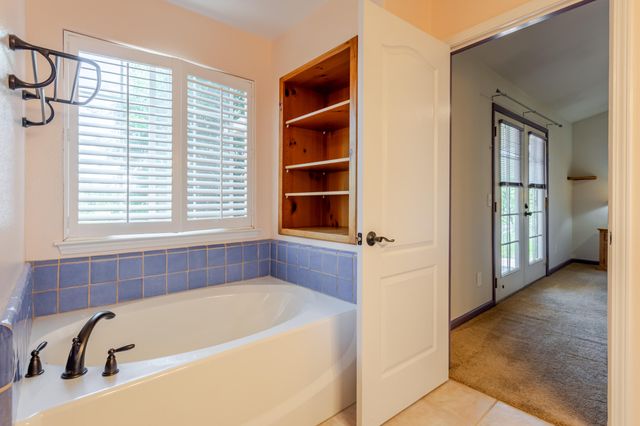 155 Eagle Creek Court, Atascadero, CA 93422