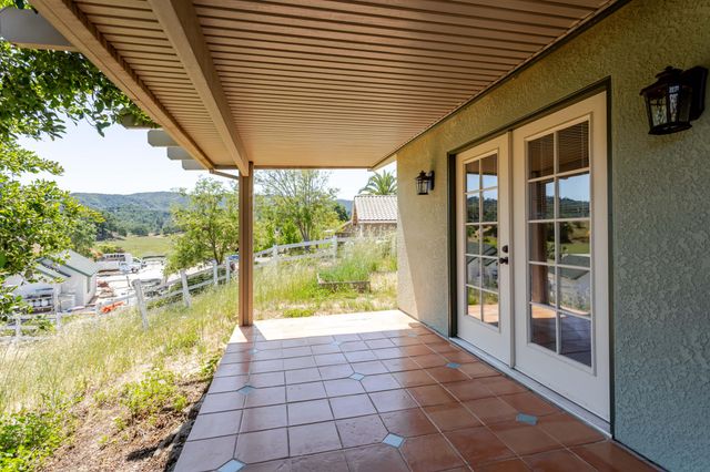 155 Eagle Creek Court, Atascadero, CA 93422