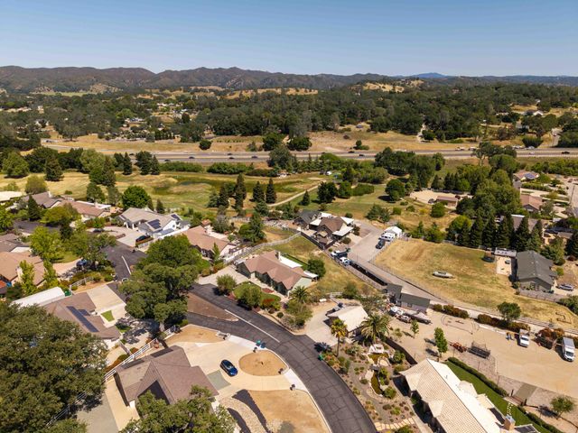 155 Eagle Creek Court, Atascadero, CA 93422