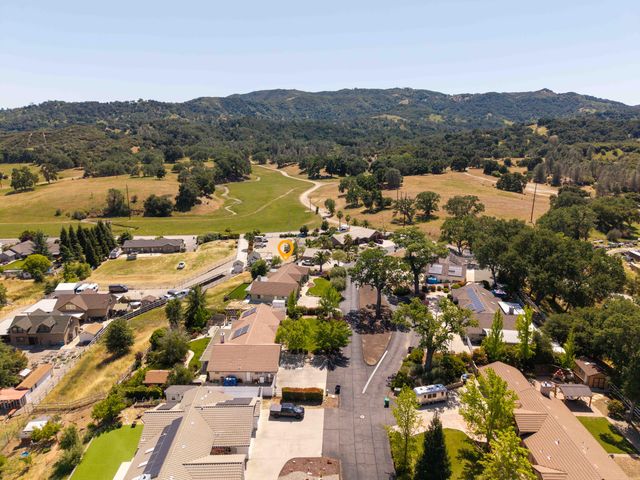 155 Eagle Creek Court, Atascadero, CA 93422