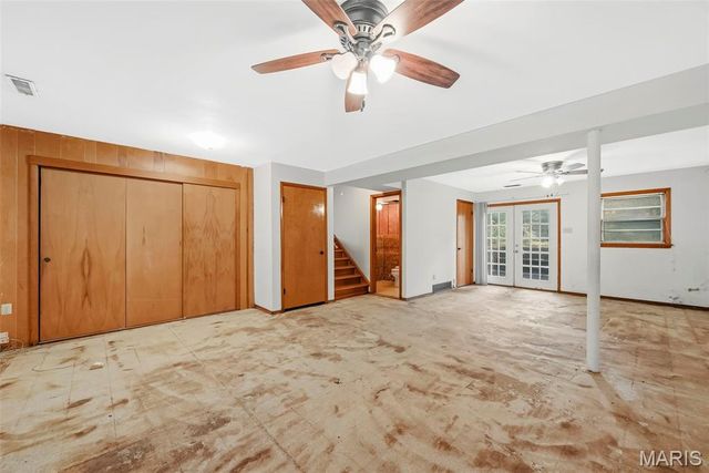 10942 Ridgecrest Drive, St Ann, MO 63074
