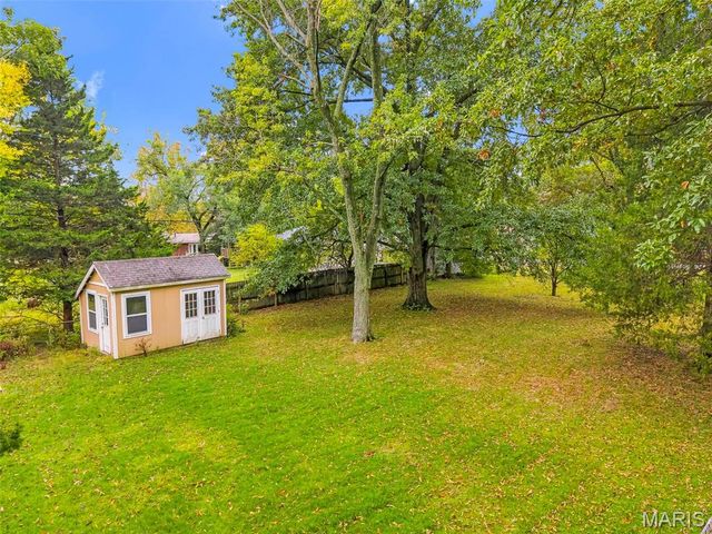 10942 Ridgecrest Drive, St Ann, MO 63074