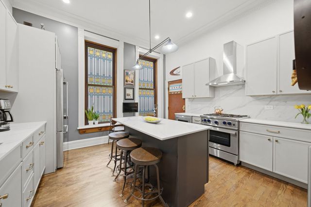 2019 N Sheffield Avenue 103, Chicago, IL 60614
