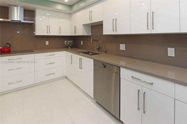 3900 Galt Ocean Dr 403, Fort Lauderdale, FL 33308