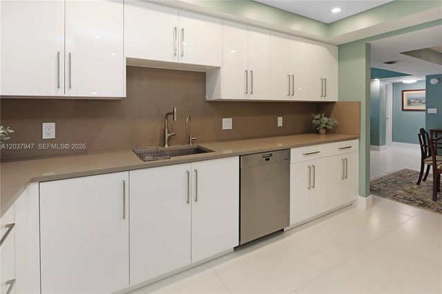 3900 Galt Ocean Dr 403, Fort Lauderdale, FL 33308