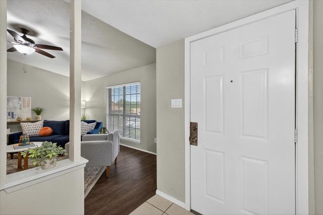 6506 Blackberry Drive, Arlington, TX 76016