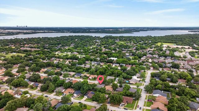 6506 Blackberry Drive, Arlington, TX 76016