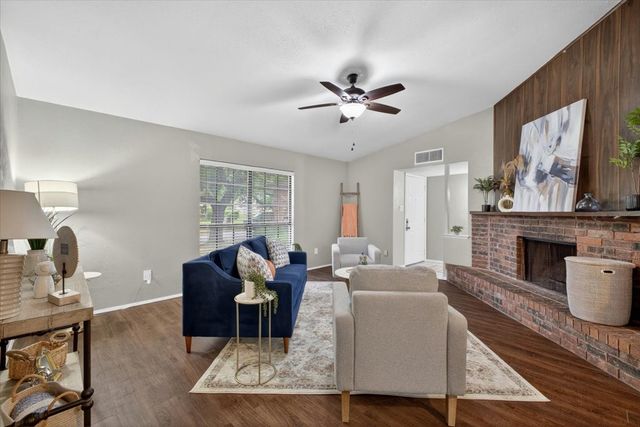 6506 Blackberry Drive, Arlington, TX 76016