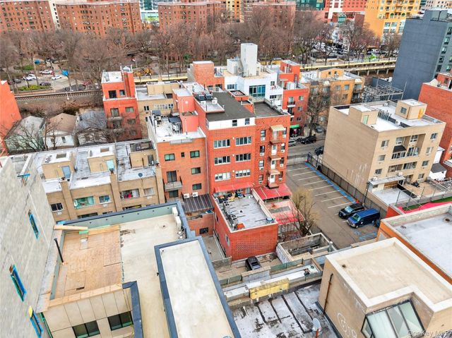 135-20 41ST Avenue 5th FL, Flushing, NY 11354