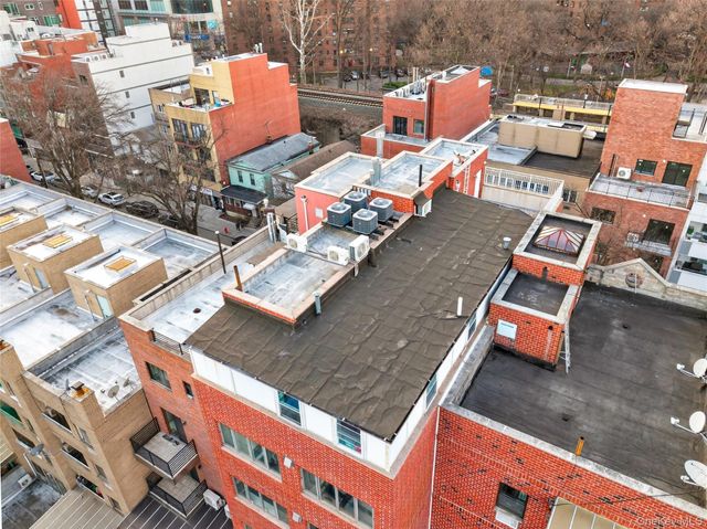 135-20 41ST Avenue 5th FL, Flushing, NY 11354