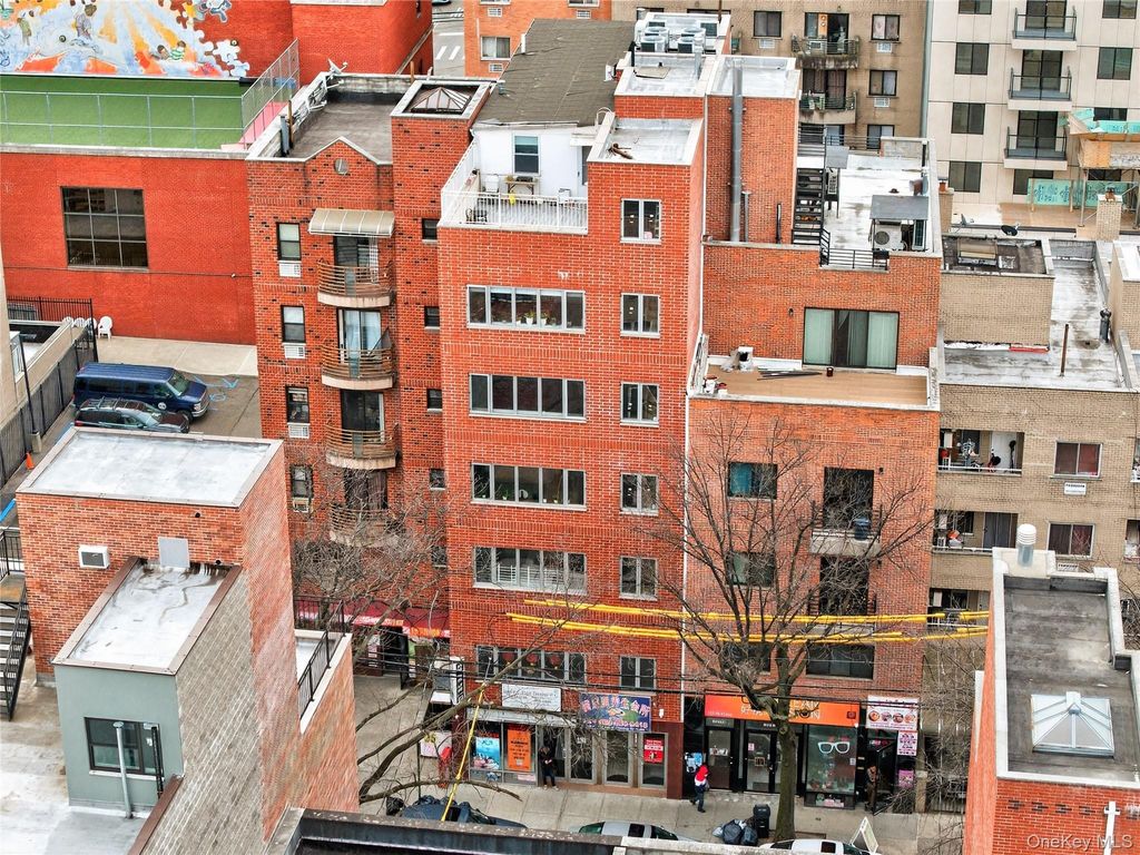 135-20 41ST Avenue 5th FL, Flushing, NY 11354