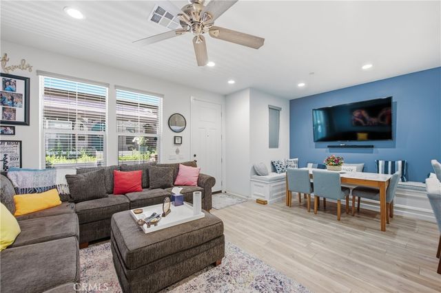 215 Red Brick, Simi Valley, CA 93065