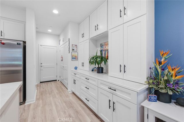 215 Red Brick, Simi Valley, CA 93065