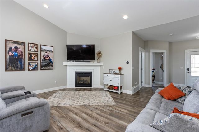 4960 Whisper Way, Billings, MT 59106