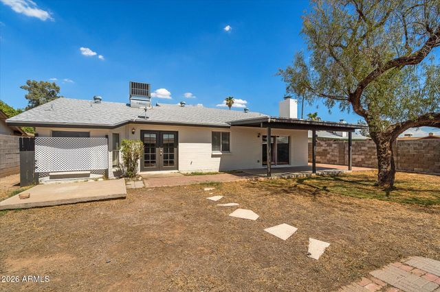 227 W TARO Lane, Phoenix, AZ 85027