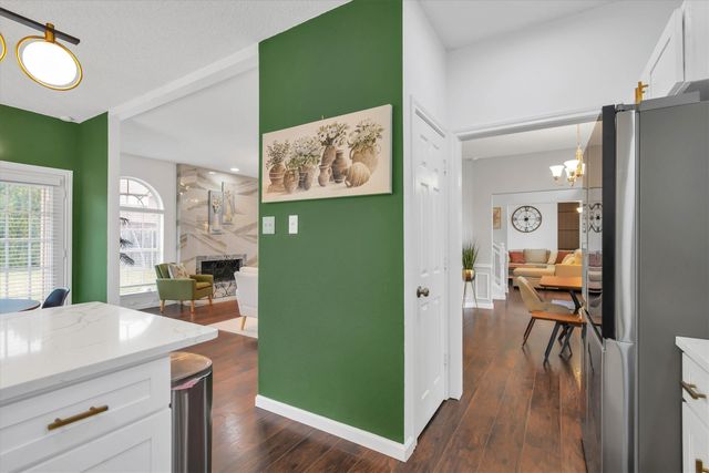 3317 Greenglen Circle, Carrollton, TX 75007