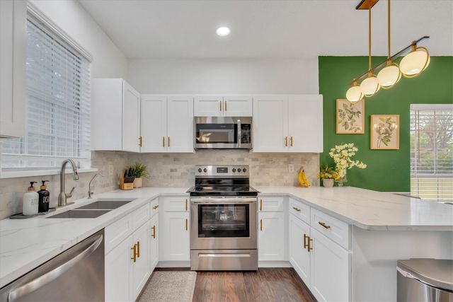 3317 Greenglen Circle, Carrollton, TX 75007