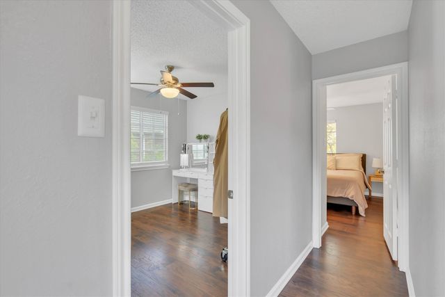 3317 Greenglen Circle, Carrollton, TX 75007