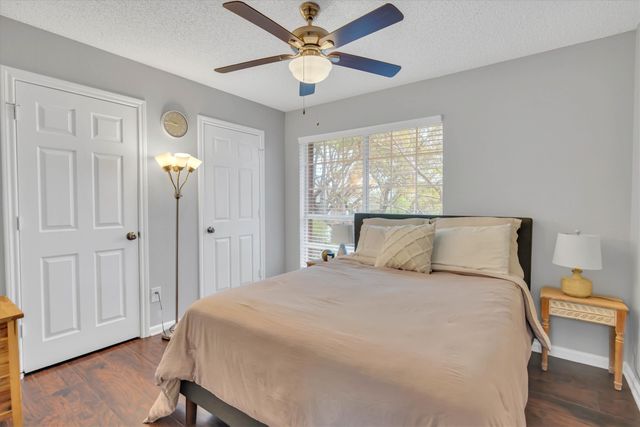 3317 Greenglen Circle, Carrollton, TX 75007