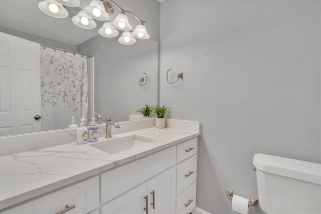 3317 Greenglen Circle, Carrollton, TX 75007