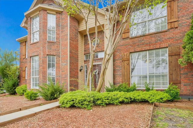 3317 Greenglen Circle, Carrollton, TX 75007