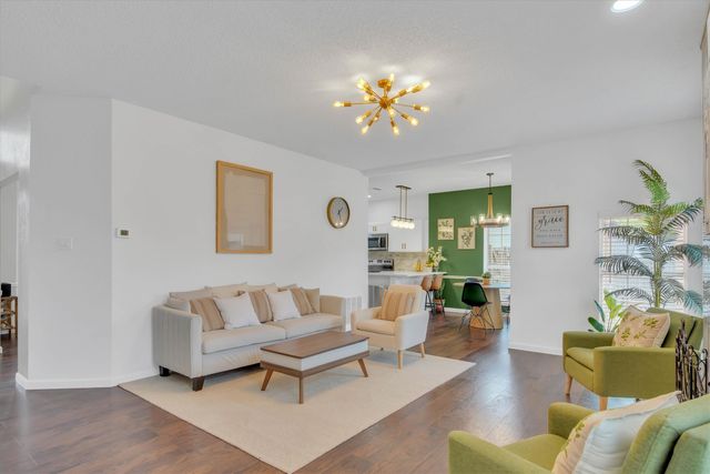 3317 Greenglen Circle, Carrollton, TX 75007