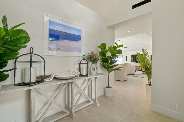 170 Beacon Lane, Jupiter Inlet Colony, FL 33469