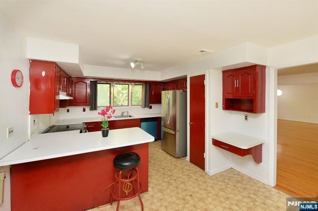 203 Mountain Avenue, Hawthorne, NJ 07506