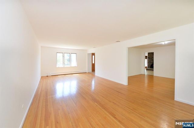 203 Mountain Avenue, Hawthorne, NJ 07506