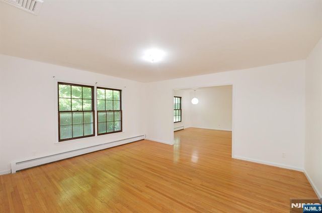 203 Mountain Avenue, Hawthorne, NJ 07506