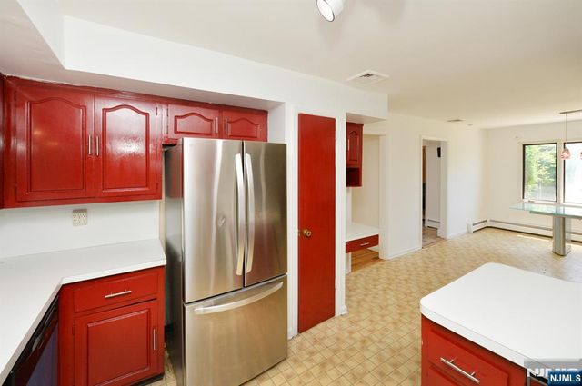 203 Mountain Avenue, Hawthorne, NJ 07506