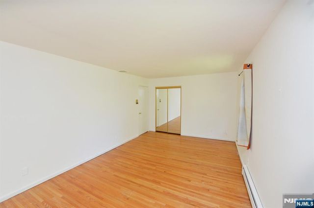 203 Mountain Avenue, Hawthorne, NJ 07506