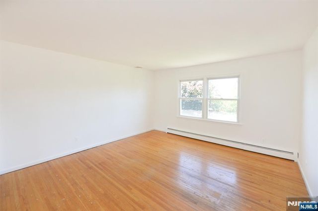 203 Mountain Avenue, Hawthorne, NJ 07506