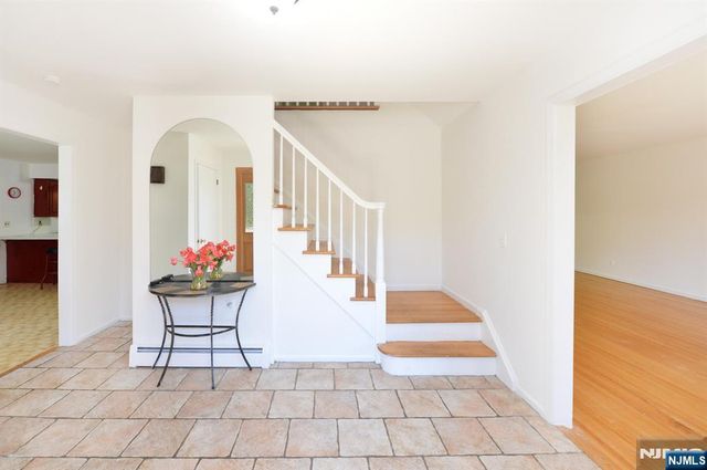 203 Mountain Avenue, Hawthorne, NJ 07506